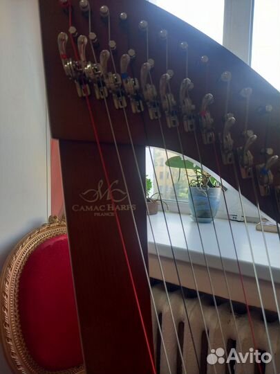 Продаю реверсную арфу фирмы Camac Harps(Франция)