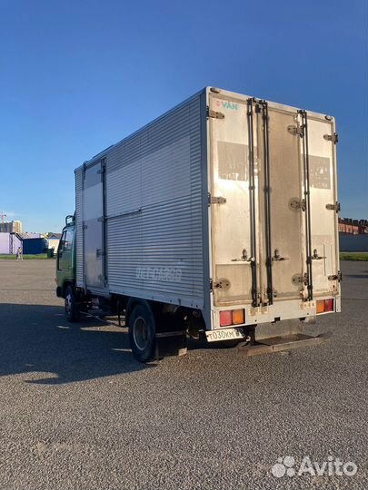 Nissan Diesel Condor, 1994