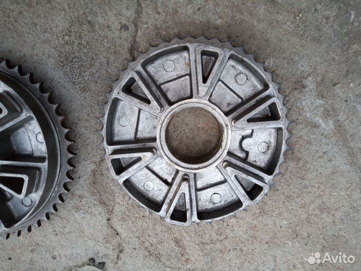 Звезда ведомая Ява 350 на 46 зубьев