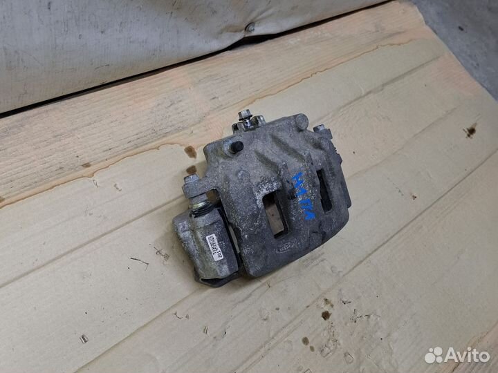 Суппорт передний левый Hyundai h1