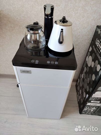 Кулер для воды с краном чайником, заварником новый