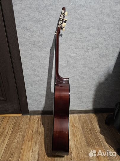 Классическая гитара шестиструнная бу