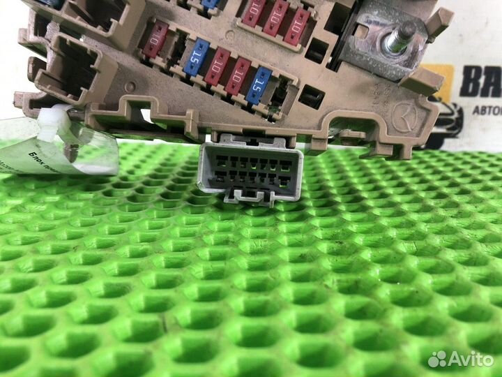 Блок предохранителей Mazda MX-5