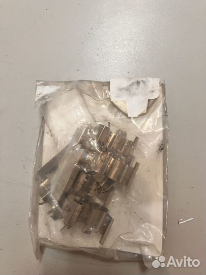 Установочный к-кт передних колодок hyundai I10