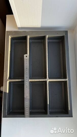 Лоток / органайзер для столовых приборов в ящик