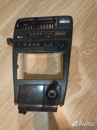 Центральная консоль Mark Chaser Cresta X90