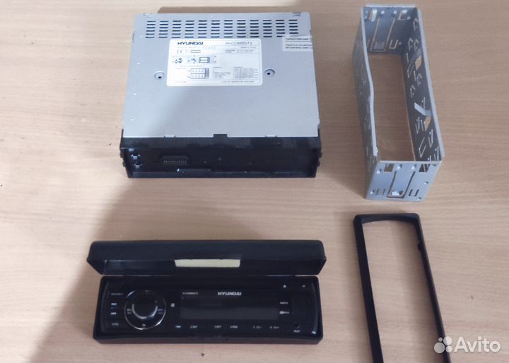 Автомагнитола Hyundai H-CDM8072 Магнитола