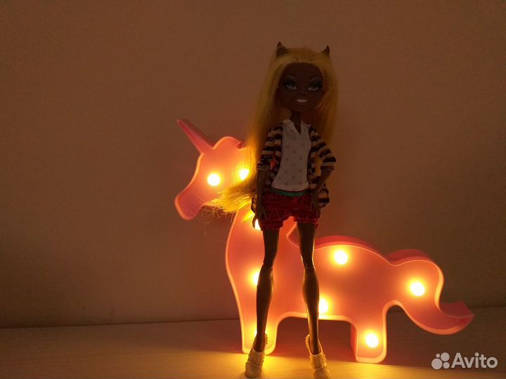 Кукла Clawdia Wolf