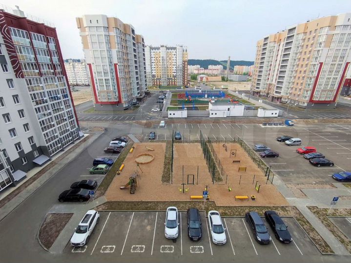 2-к. квартира, 54 м², 1/9 эт.