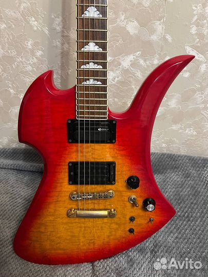 Электро гитара burny MG-130S