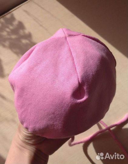 Шапка 42-44 лёгкая на демисезон