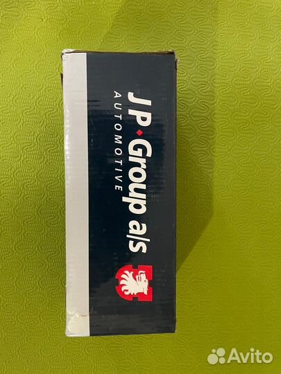 Шарнир правой сдвижной двери VAG