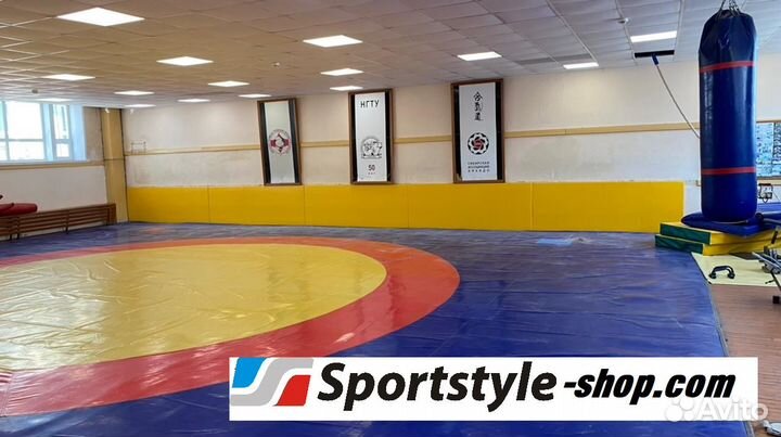 Мягкая защита стен по периметру спортивного зала