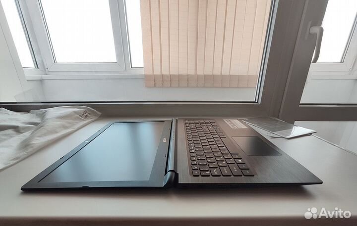 На SSD, для учёбы, работы, интернета, celeron