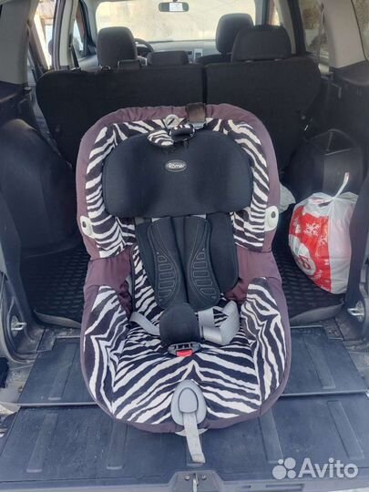 Детское автокресло romer trifix smart zebra 9-18