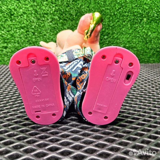 Танцующая и поющая игрушка 