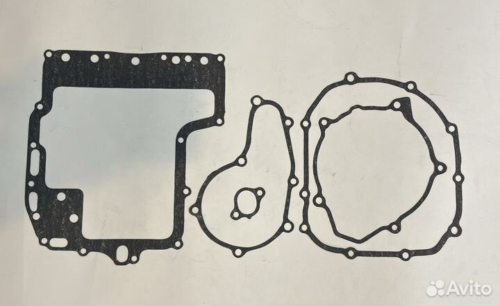Комплект прокладок Yamaha FZ400 / FZS600 / FZR400