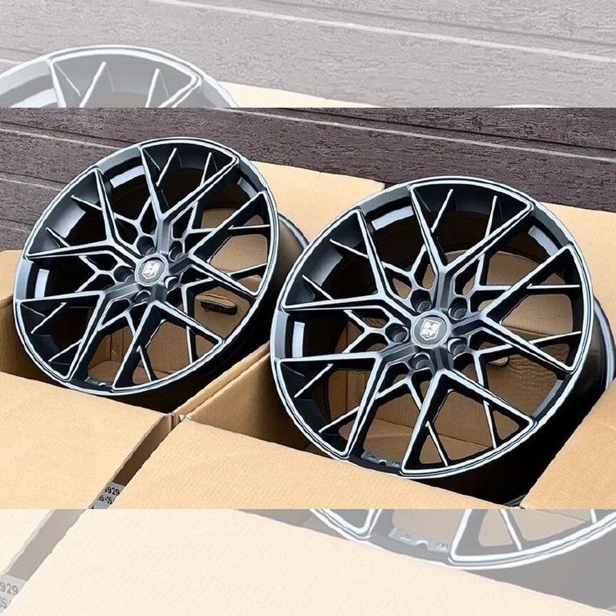 Литые диски HRE FF10 8×R18 5×114.3
