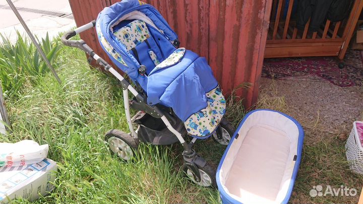 Детская коляска 3 в 1