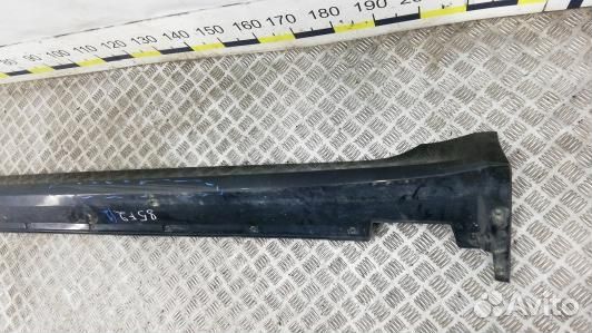 Накладка на порог hyundai genesis (85F02GZ01)