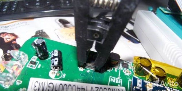 Зажим-прищепка для программирования