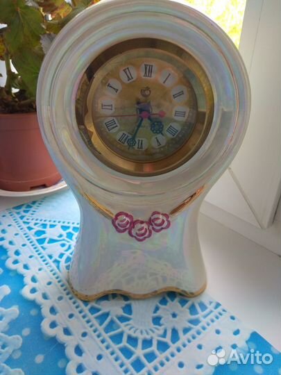Часы настольные фарфор