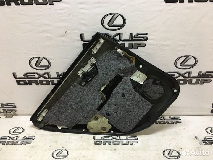 Обшивка двери задняя правая Lexus Rx300 MCU35