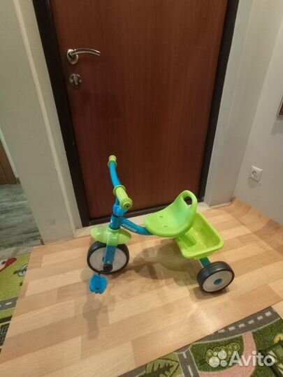 Трехколесный велосипед