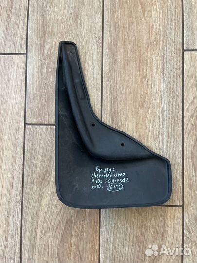Брызговик задний левый Chevrolet Aveo С 2011 По