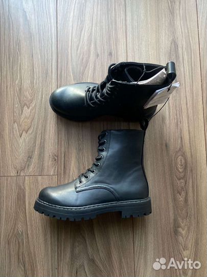 Новые ботинки H&M на тракторной подошве 39