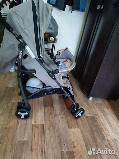 Прогулочная коляска