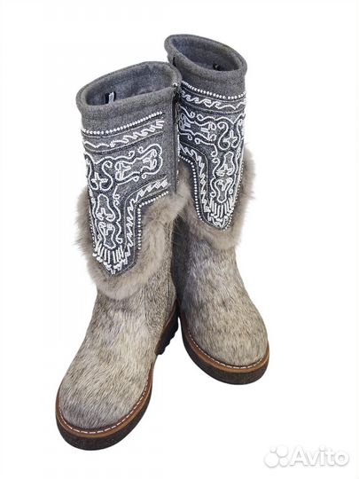 Унты женские мужские много