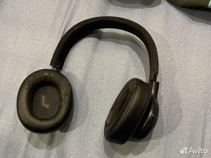 Беспроводные наушники jbl E55BT