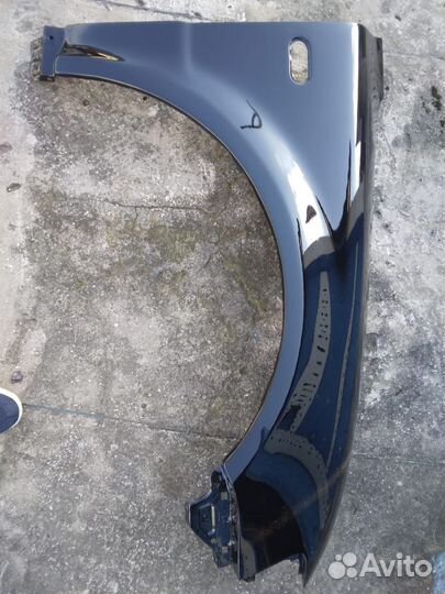 Крыло правое переднее