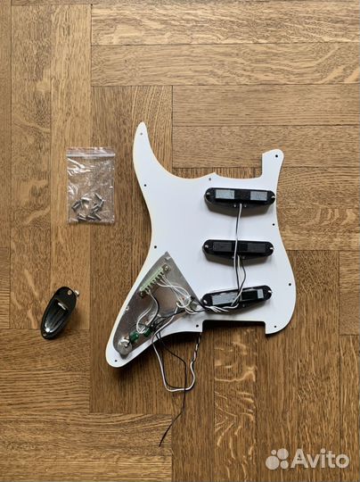Пикгард, синглы Bacchus Stratocaster universe