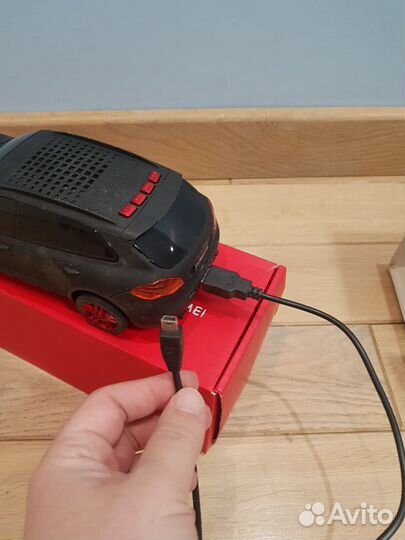 Беспроводной Радиоприемник В виде машины