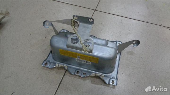 Подушка безопасности пассажирская в торпедо Ford