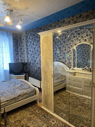 4-к. квартира, 76 м², 4/9 эт.