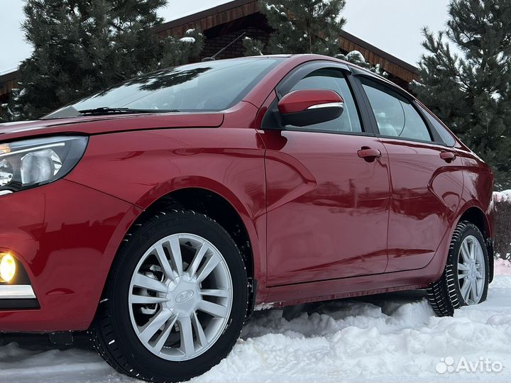 LADA Vesta 1.8 AMT, 2017, 32 300 км