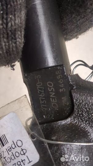 Форсунка топливная Opel Zafira B, 2011