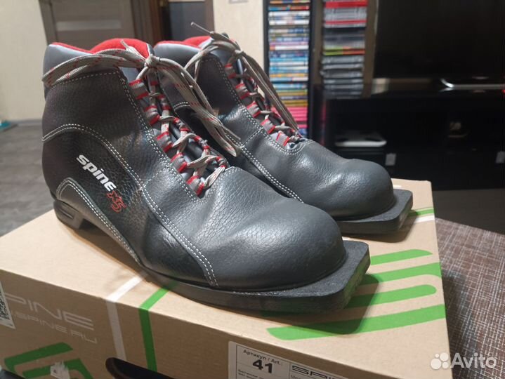 Лыжные ботинки spine