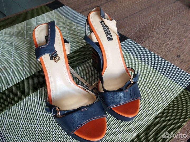 Босоножки женские Basconi 38