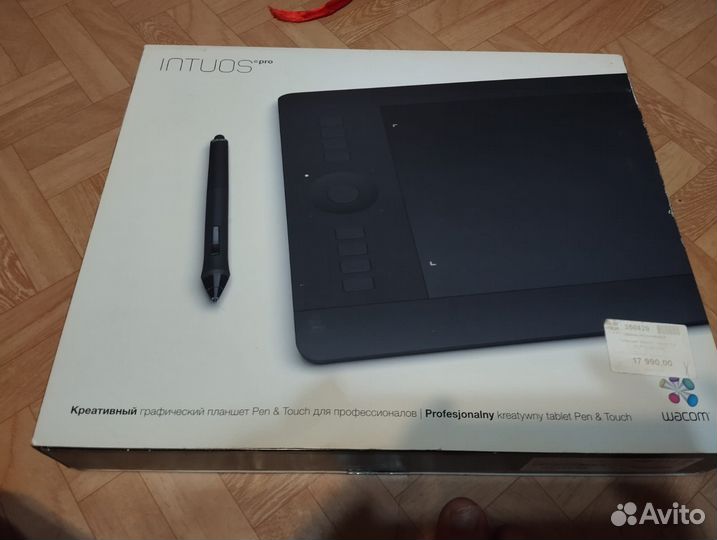 Графический планшет wacom Intuos Pro M (PTH-651)