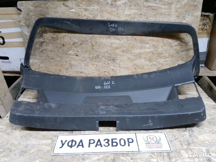 Обшивка двери багажника VW Golf VI 2009-2012