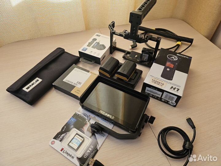 Canon EOS 90D + комплект кинодела