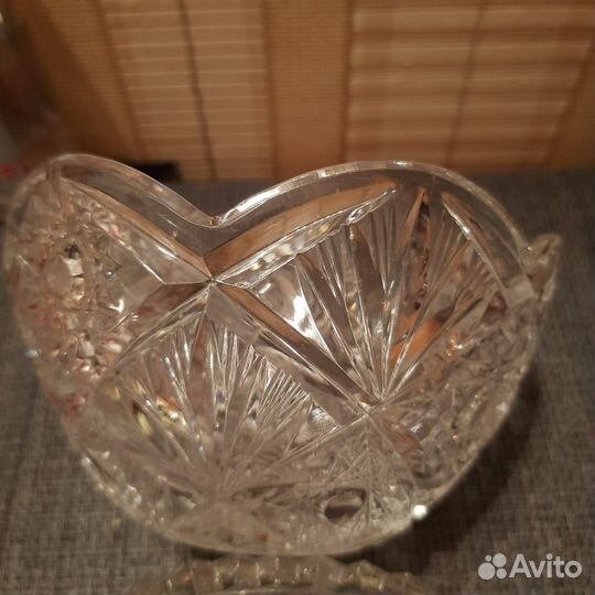 Ваза хрустальная