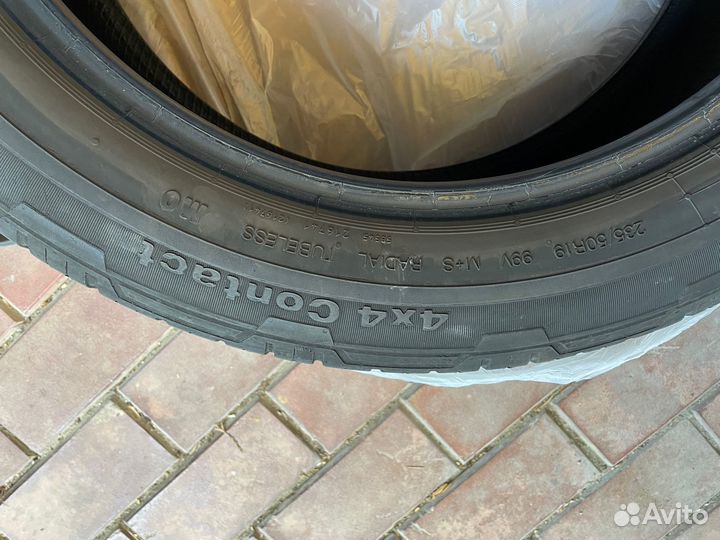 Continental Conti4x4Contact 235/50 R19