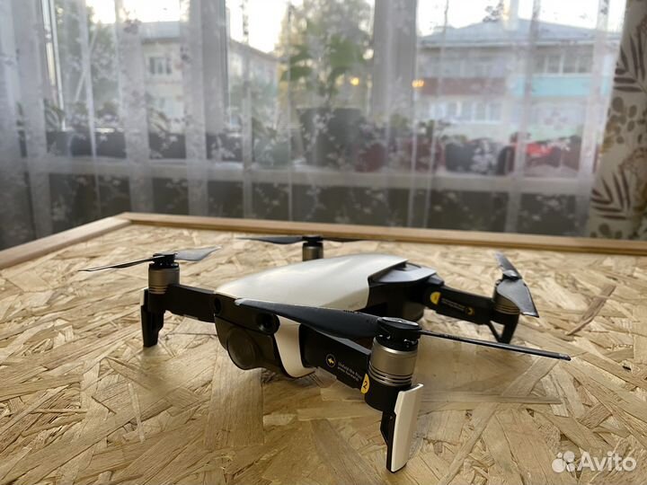 Квадрокоптер dji мавик air