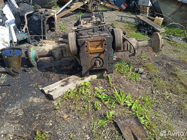 Продам задний мост юмз