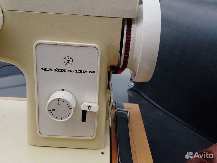 Швейная машина Чайка 132м